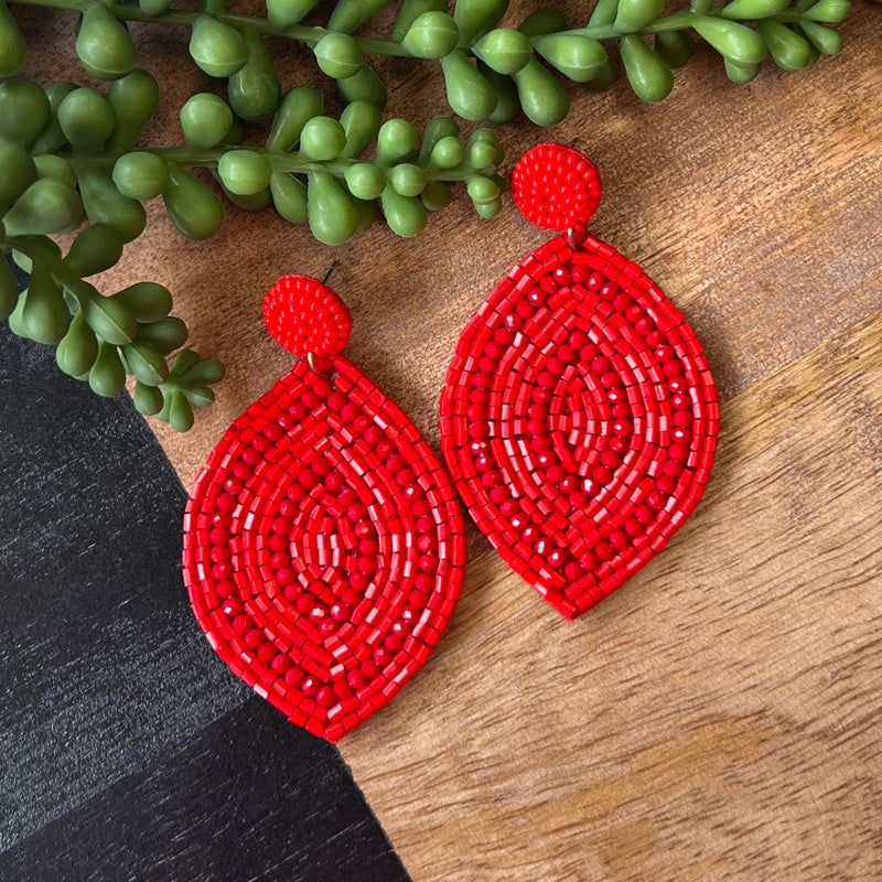 Red Beaded Point Oval Earring